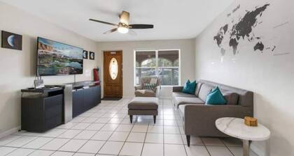 Home w/coffee station by PMI unit 5140