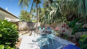 Unclassified image, 5 of 24, button - Beach Apart by Dream Vacation unit 1 (West Palm Beach)