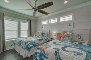 6 bedrooms, memory foam beds, travel crib, WiFi