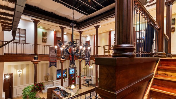 Lobby - Hotel La Cofradía Pub House (Cuenca)