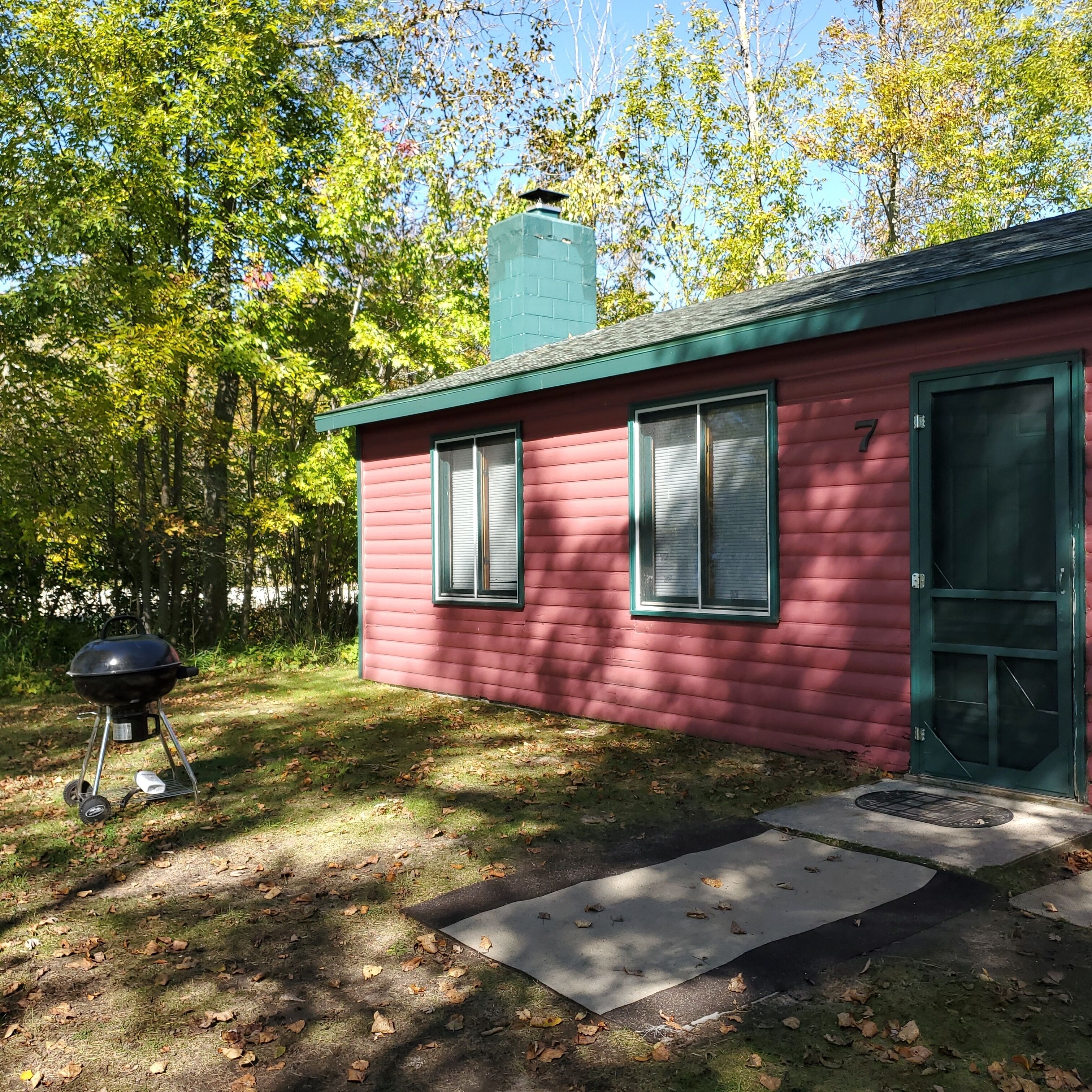 Cabin 7-Angler's Lodge at Sunset Pines Resort