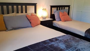 3 bedrooms, in-room safe, iron/ironing board, travel crib