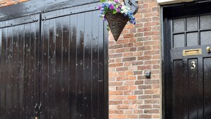 تفاصيل الفندق من الخارج