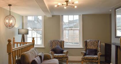 2 bedroom accommodation in Ashbourne