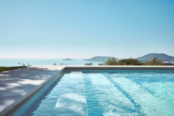 Piscina all'aperto