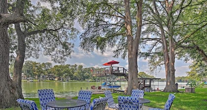 Seguin Lake House w/ Dock and Cowboy Pool
