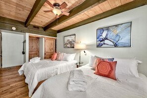 3 bedrooms, iron/ironing board, WiFi, bed sheets