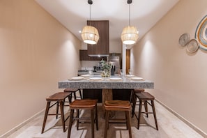 Luxury Villa | In-room dining