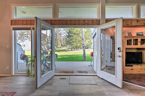 Pagosa Springs 2-Story Loft Condo w/ Deck & Views!