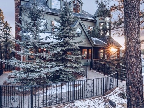 PARADISE! Family Reunions, Business Retreats, Vacations