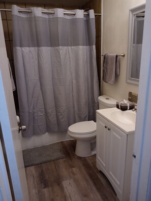 Combinazione doccia/vasca, asciugamani