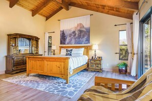 5 dormitoris, escriptori i planxa i posts de planxar 