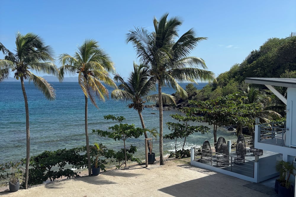 LA Vue Boutique Hotel & Beach Club