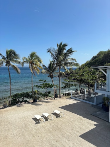 LA Vue Boutique Hotel & Beach Club