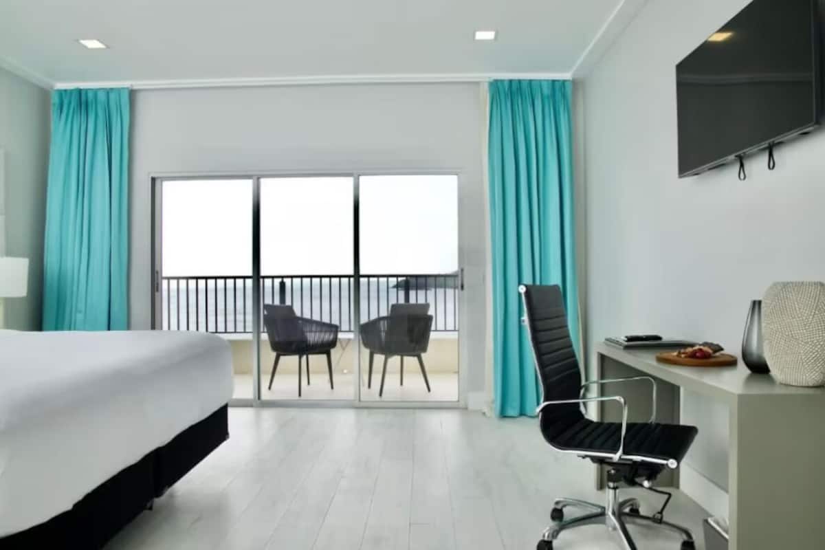 1 bedroom, Egyptian cotton sheets, premium bedding, pillow-top beds
