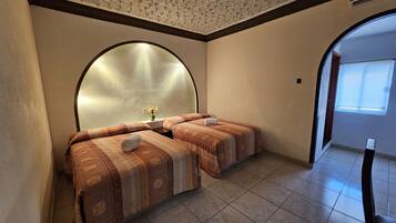 ผ้าปูที่นอนฝ้ายอียิปต์, เครื่องนอนระดับพรีเมียม, ผ้านวมขนเป็ด, โต๊ะทำงาน