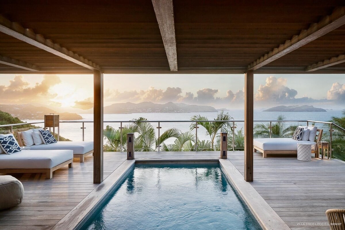 Villa Coco Loco terrace with ocean view