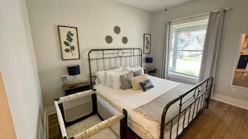 3 bedrooms, iron/ironing board, travel cot, free WiFi