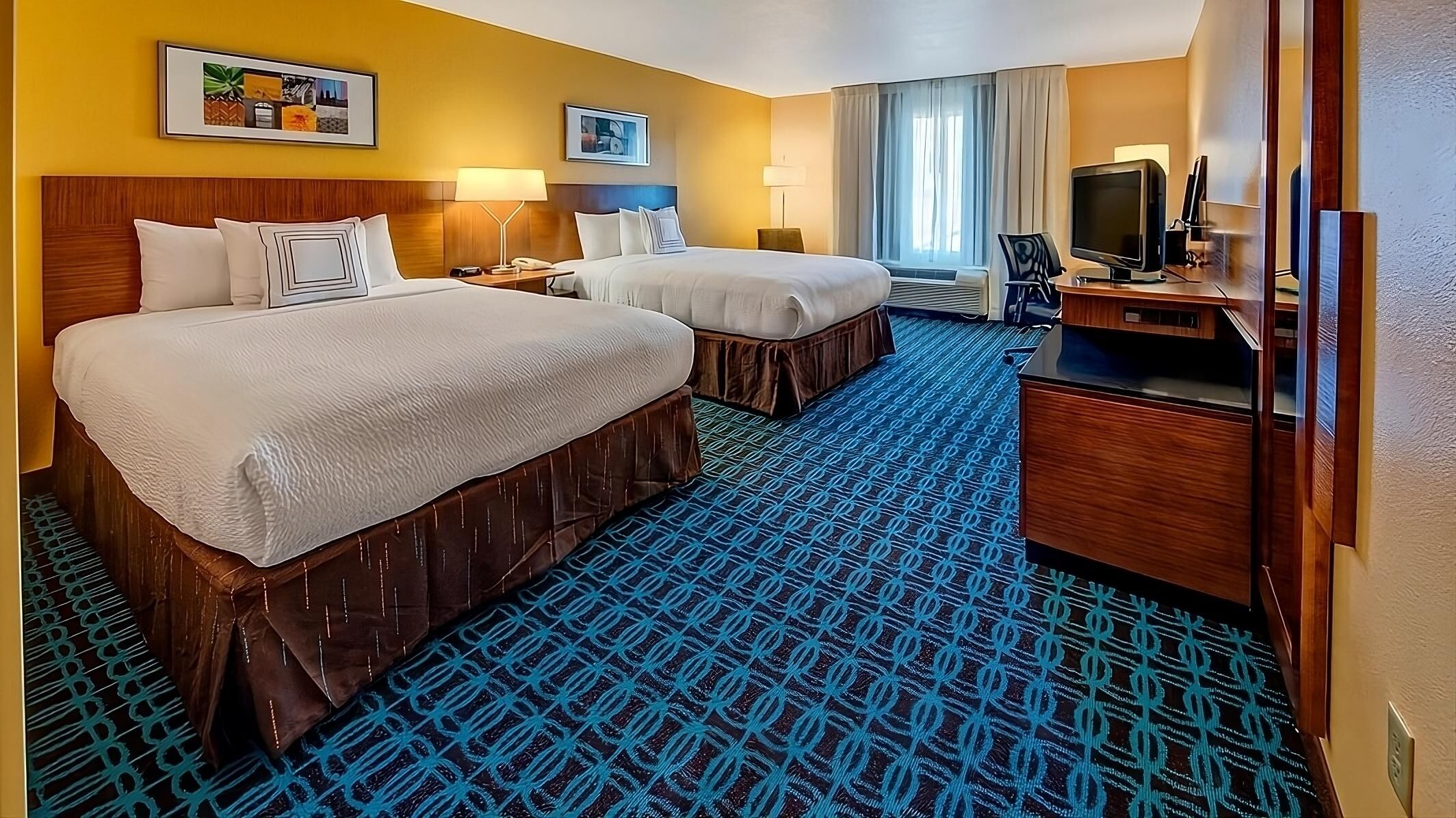 Your Orlando Adventure Starts Here! 2 Spacious Units, Swimming Pool