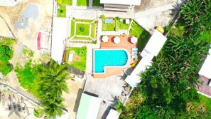 Pool - Remarkable 3-Bed Apartment in Kribi (Kribi)