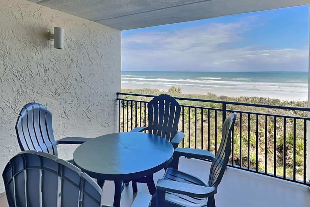Condo (Windjammer 206 - No Pets Allowed) | Outdoor dining