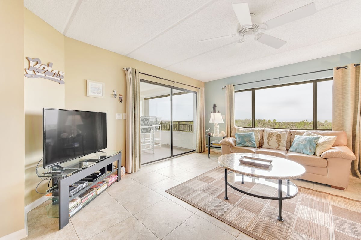 Condo, Multiple Beds, Balcony, Ocean View (Windjammer 105 - No Pets Allowed) | Living area | 42-inch TV with cable channels