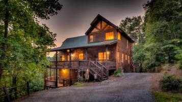Cabin, 4 Bedrooms | Exterior