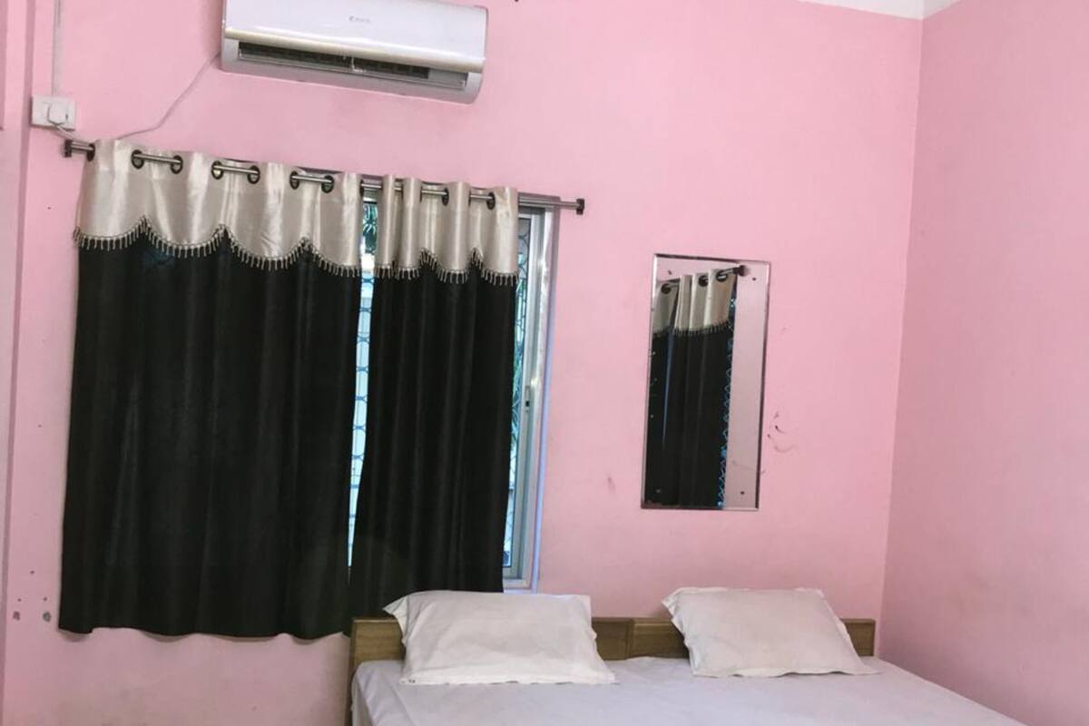 Egyptian cotton sheets, premium bedding, down duvets, memory-foam beds