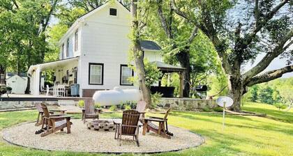 Silo Valley Farm, 50 acres, Fishing, Boating & Golf Cart