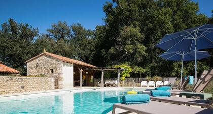 Grande maison familiale avec piscine privée