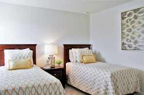 House, 6 Bedrooms | 6 bedrooms, free WiFi - The Haven at Solterra Resort by Shine Villas 523 (Davenport)