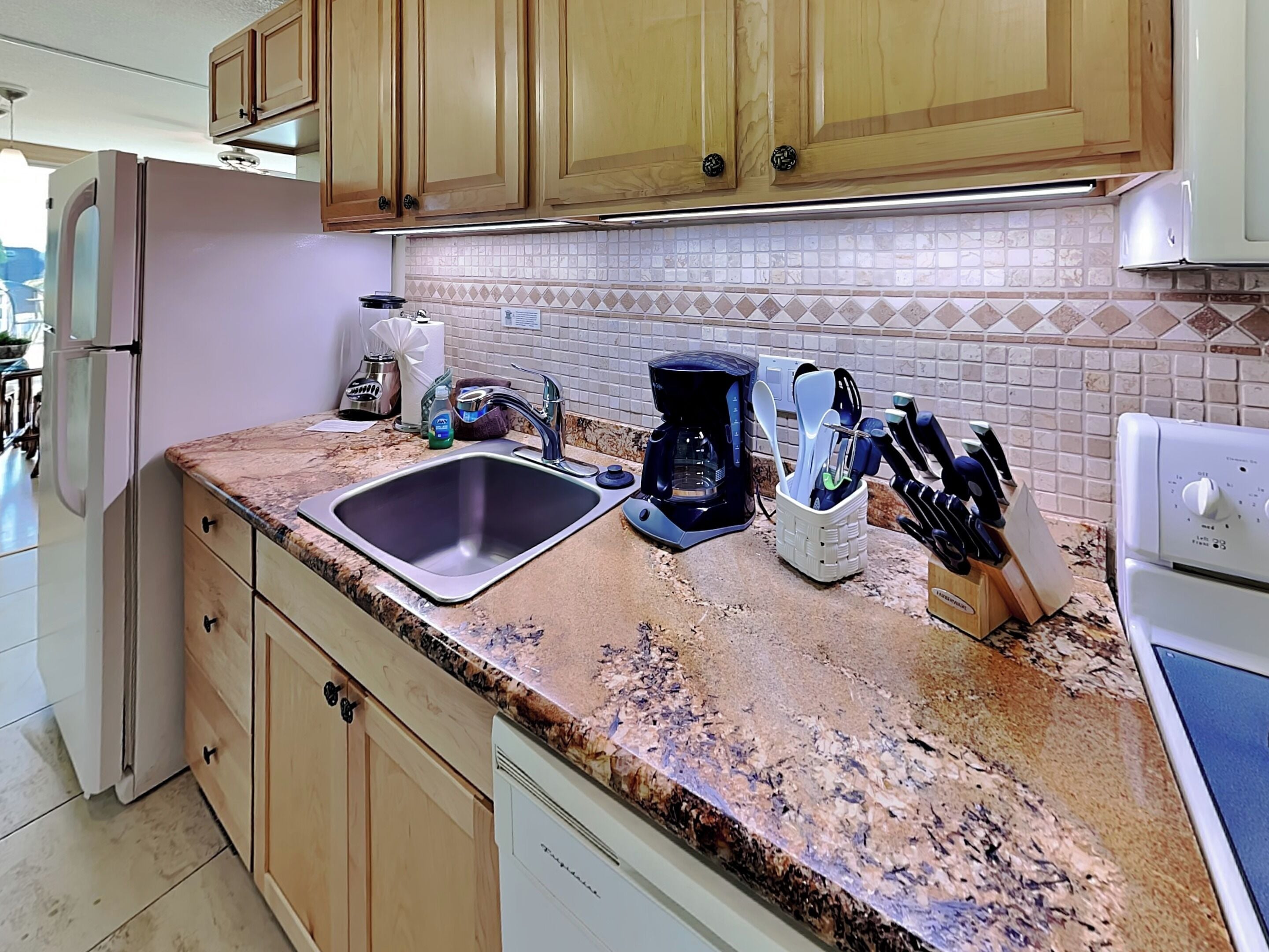 Condo (1 Bedroom) | Property amenity