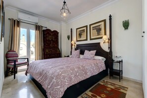 1 室のベッドルーム、アイロン / アイロン台、WiFi (無料)、ベッドシーツ