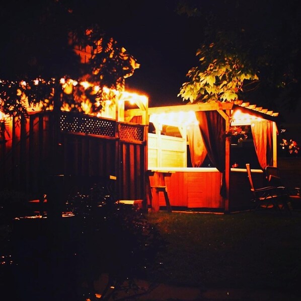 Property grounds - Time at the shores (Port Elgin)