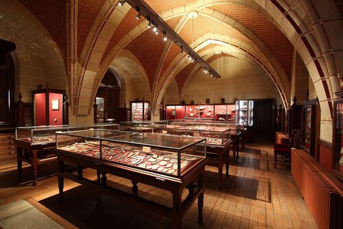 Chic and spacious apart with parking