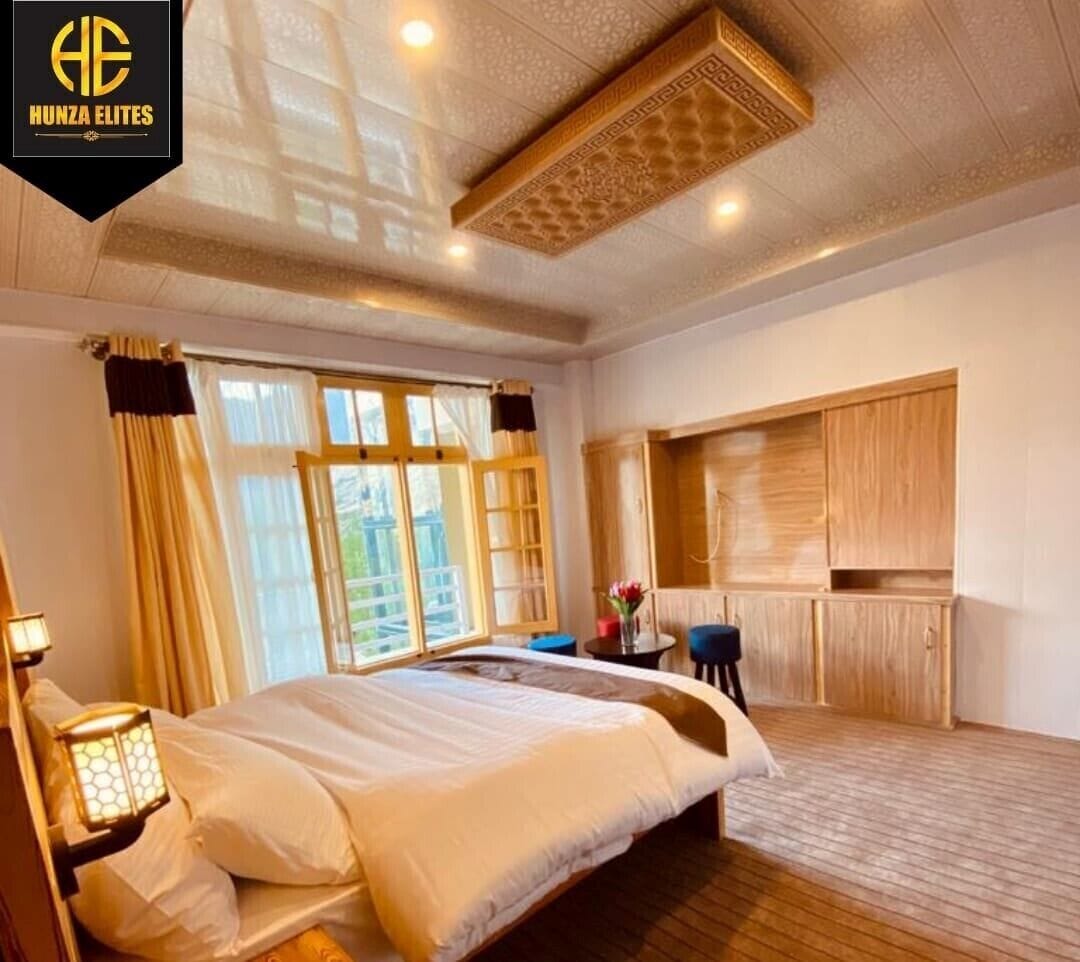 Soundproofing, free WiFi, bed sheets