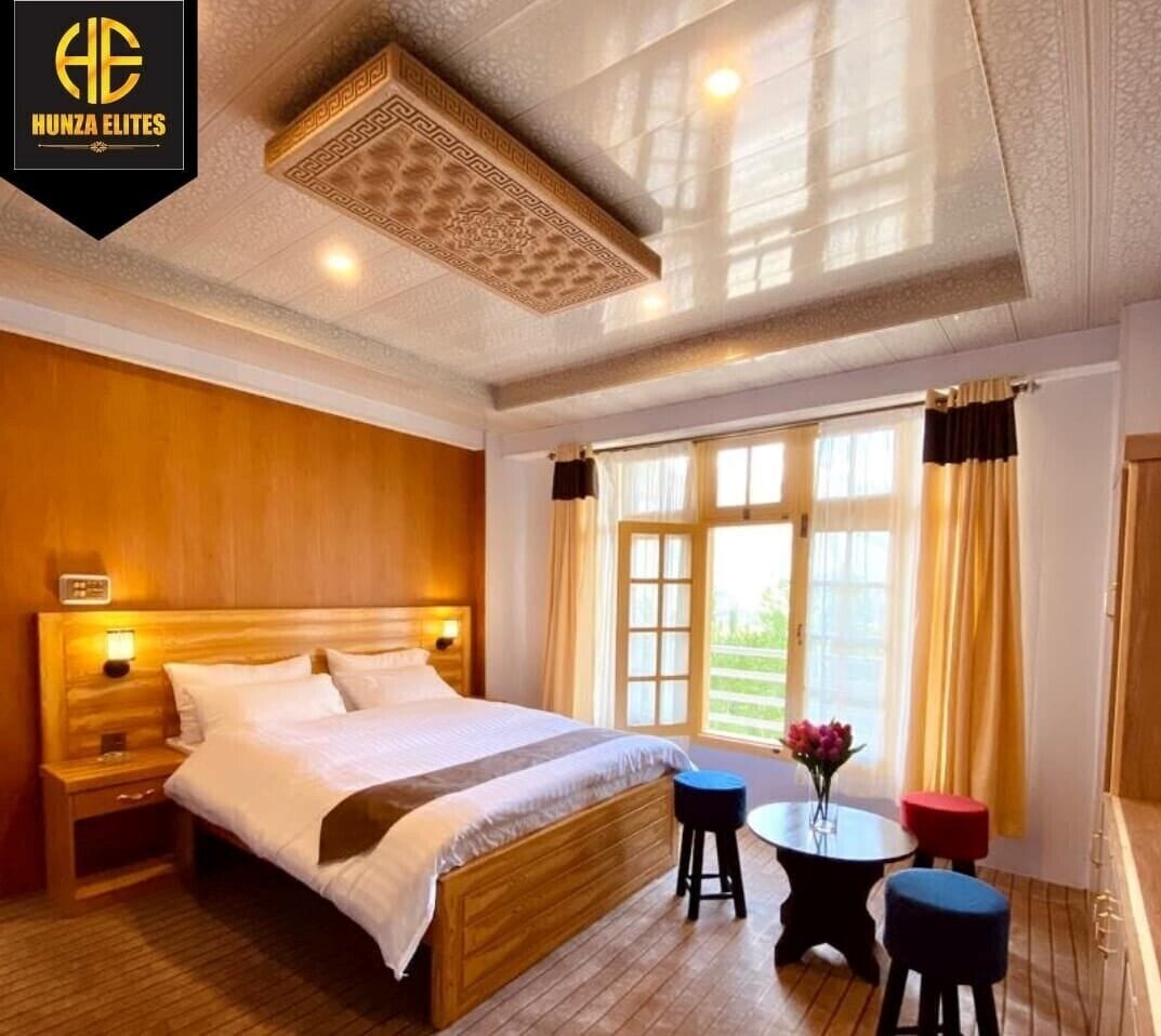 Soundproofing, free WiFi, bed sheets