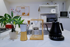 Rideaux occultants, fer et planche à repasser, Wi-Fi gratuit