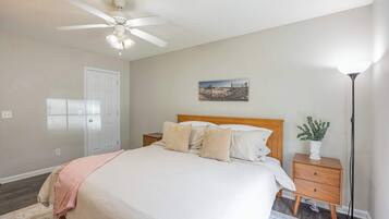 3 bedrooms, iron/ironing board, WiFi