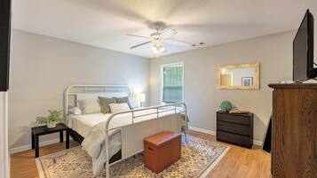 3 habitaciones, tabla de planchar con plancha y wifi