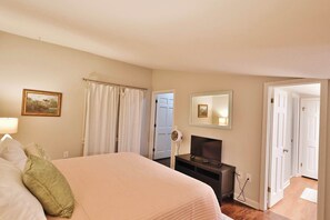 3 bedrooms, WiFi - The Post Loft- In the Heart of Downtown Statesboro (Statesboro)