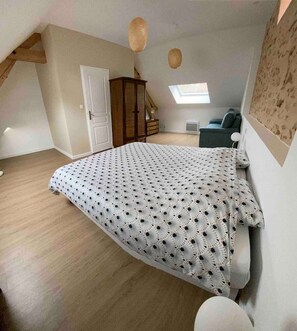 11 bedrooms, WiFi