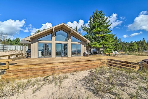 Lake Huron Home w/ Direct Beach Access!