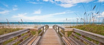 Quail Hollow by Distinctive Beach Rentals