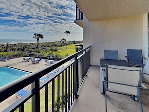 Condo (2 Bedrooms) | Servicio de la propiedad