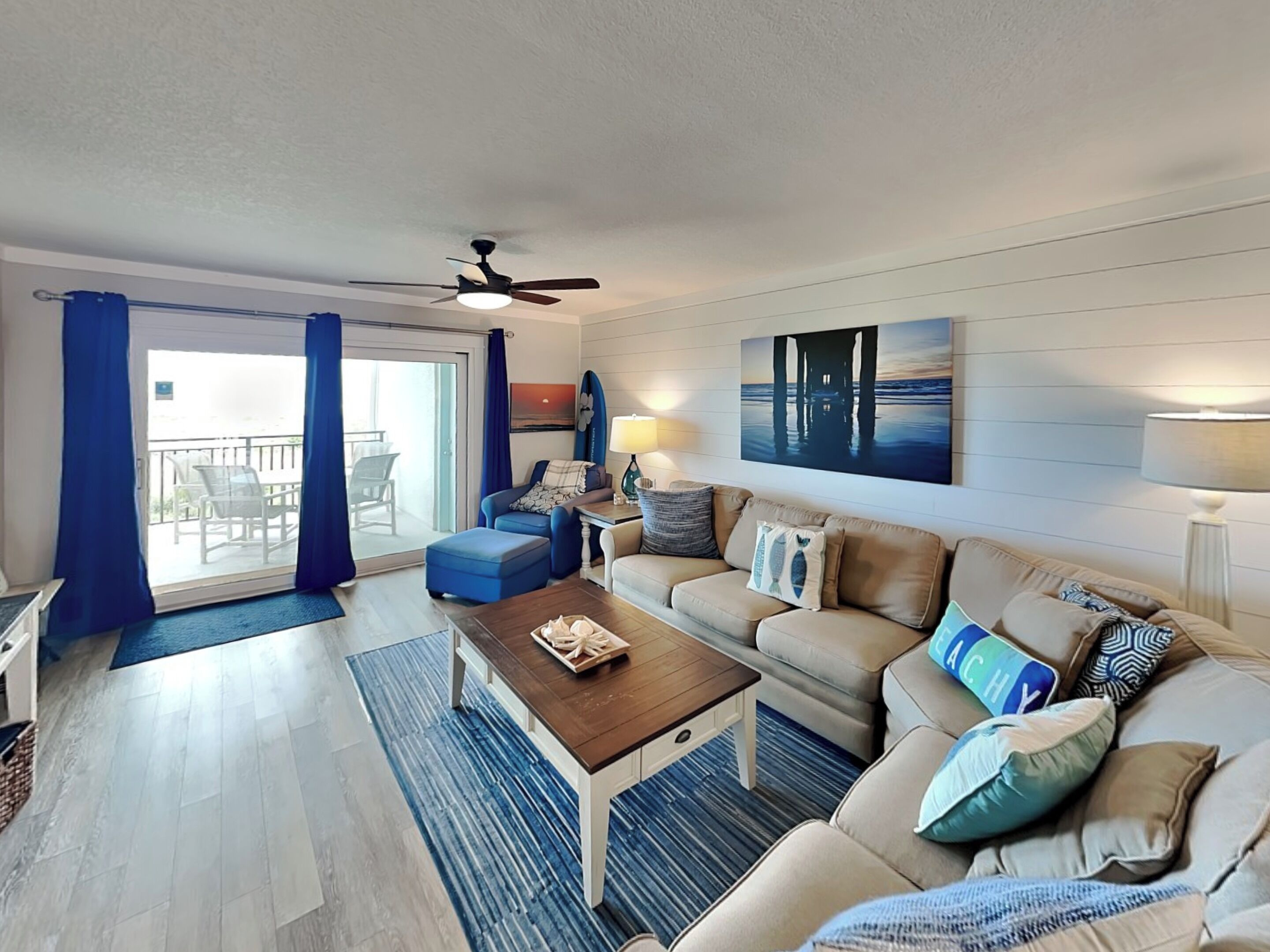 公寓客房 (2 Bedrooms) | 客廳