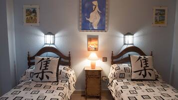 3 chambres, fer et planche Ă repasser, Wi-Fi gratuit, draps fournis