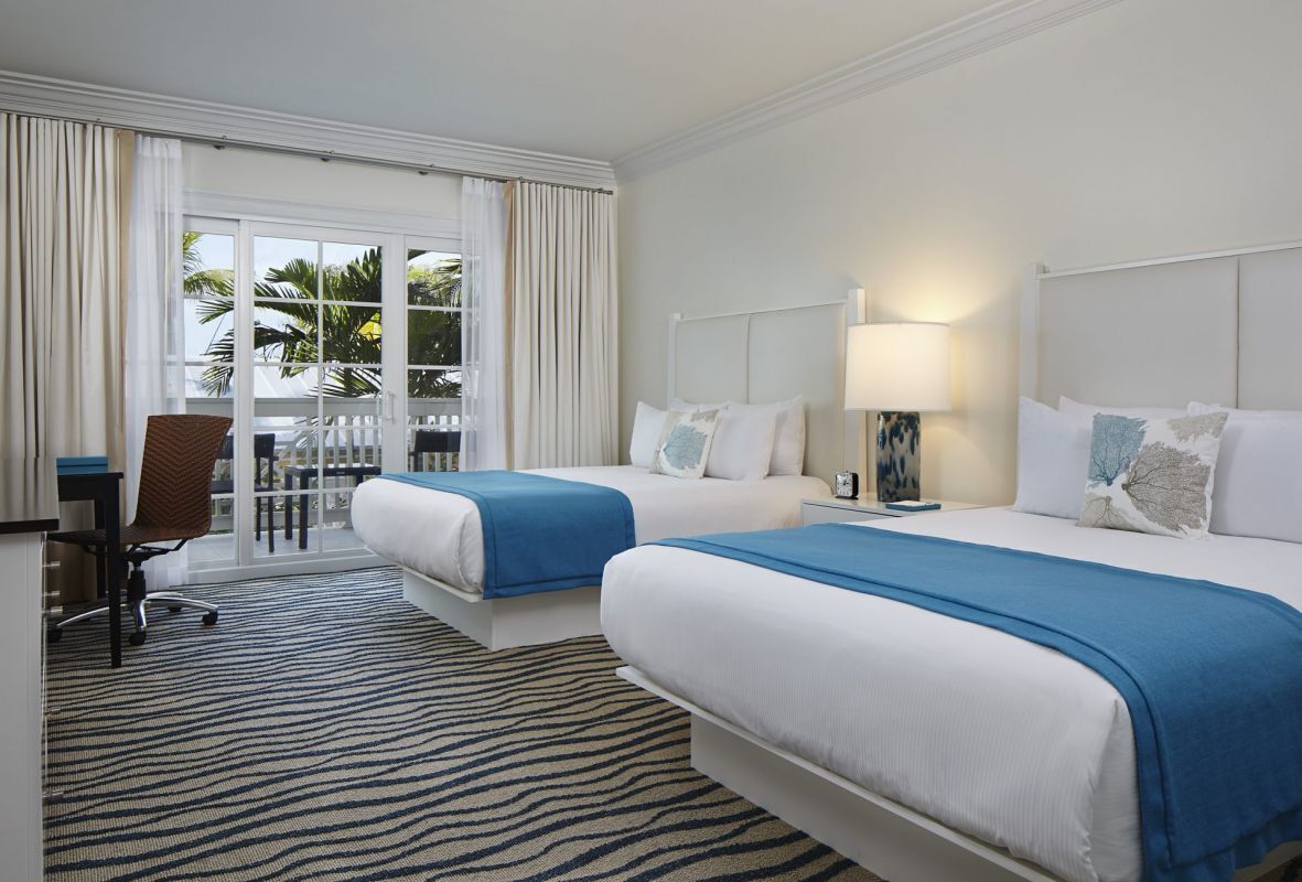 Wonderful Beach Vacation! 3 Pools, Tiki Bar, Bike Rentals, Pets Allowed, Dining!