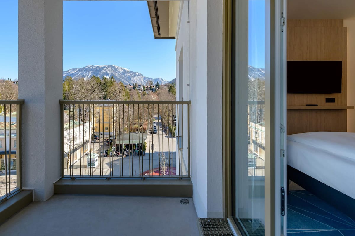 Comfort-værelse med 2 enkeltsenge - 2 enkeltsenge - balkon | Allergivenligt sengetøj, skrivebord, mørklægningsgardiner, lydisolering