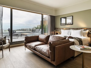 Deluxe Suite, 1 King Bed, Balcony, Sea View